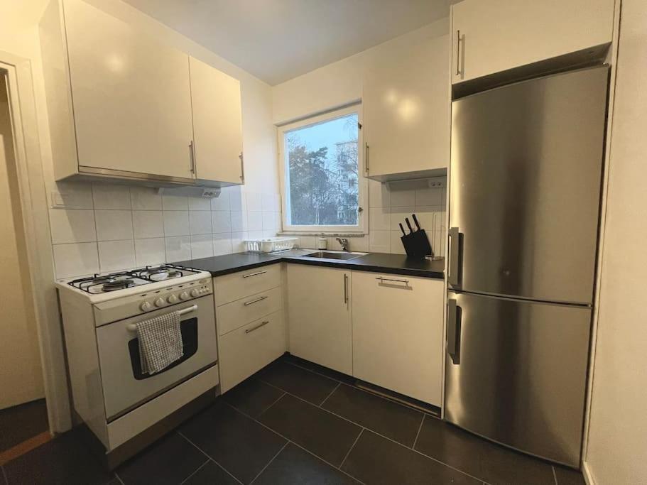 Trivsamma Lagenheter Med Fri Parkering Apartment Stockholm Ngoại thất bức ảnh