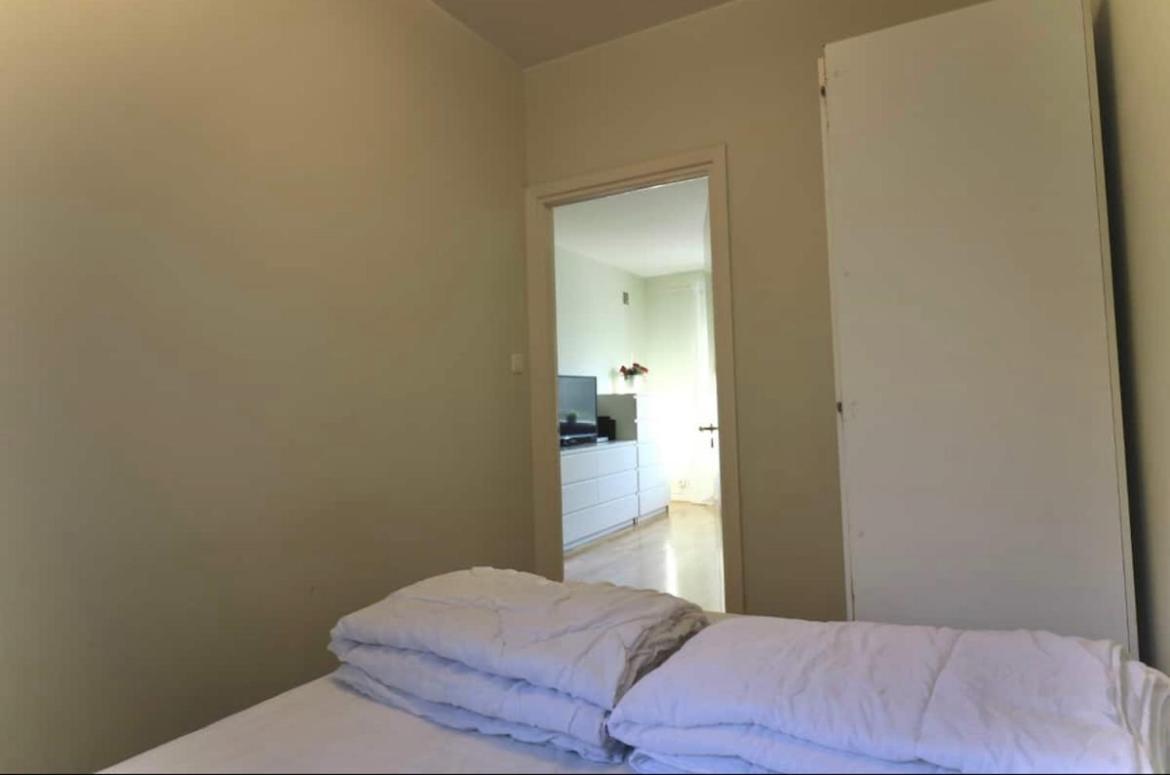 Trivsamma Lagenheter Med Fri Parkering Apartment Stockholm Ngoại thất bức ảnh