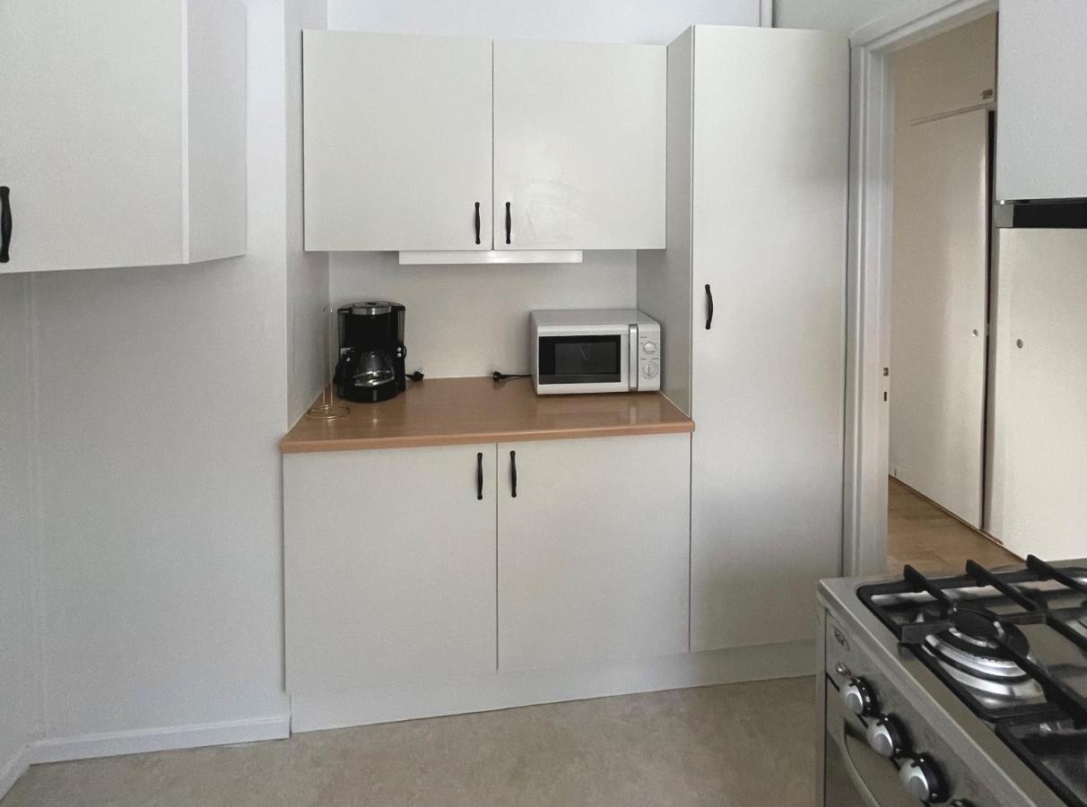 Trivsamma Lagenheter Med Fri Parkering Apartment Stockholm Ngoại thất bức ảnh