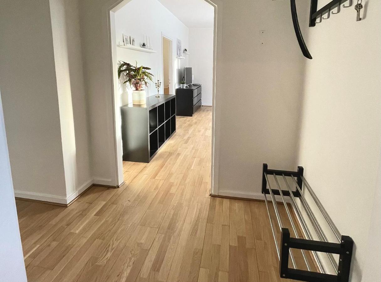Trivsamma Lagenheter Med Fri Parkering Apartment Stockholm Ngoại thất bức ảnh