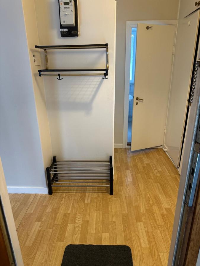 Trivsamma Lagenheter Med Fri Parkering Apartment Stockholm Ngoại thất bức ảnh