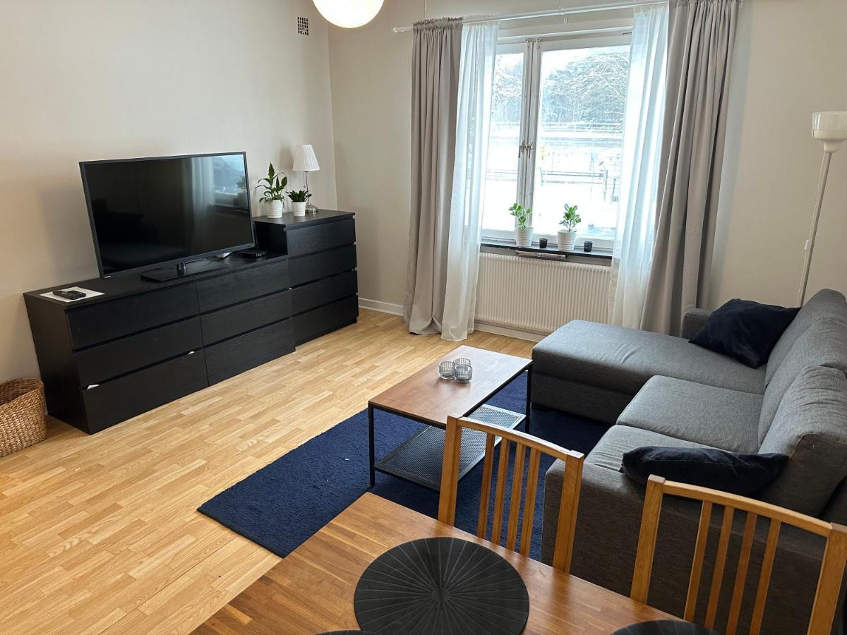 Trivsamma Lagenheter Med Fri Parkering Apartment Stockholm Ngoại thất bức ảnh
